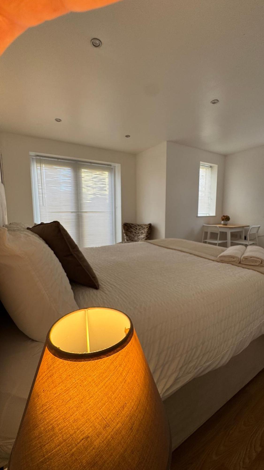 ホテル Little Luxe Shared House ブリストル エクステリア 写真